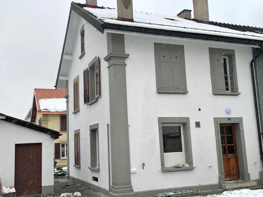 Charmante Maison Mitoyenne Villa Broc Luaran gambar