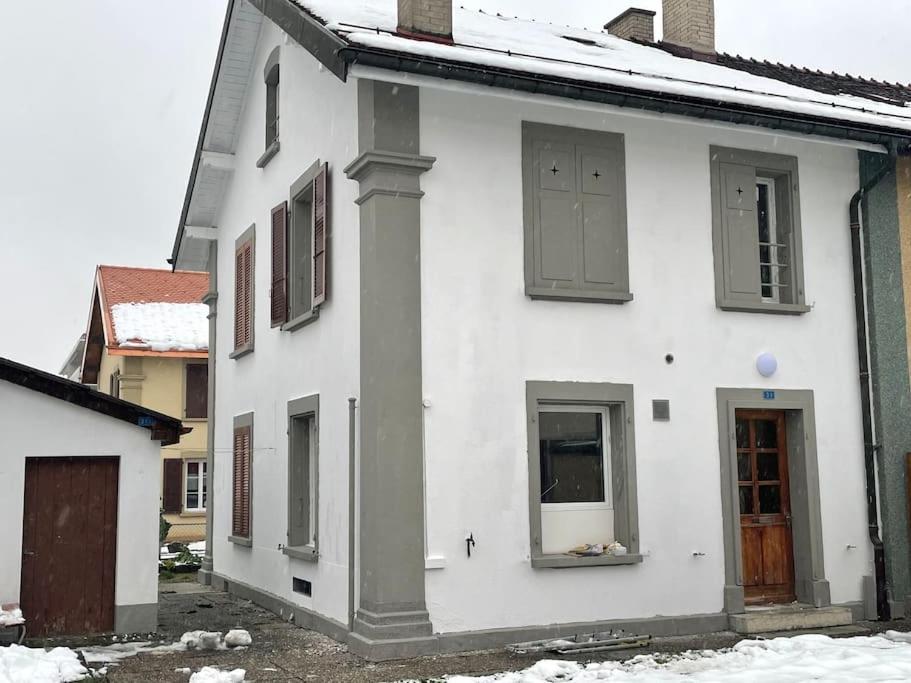 Charmante Maison Mitoyenne Villa Broc Luaran gambar